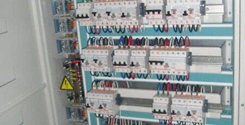 Instalación, Mantención y Reparación de Equipos Eléctricos